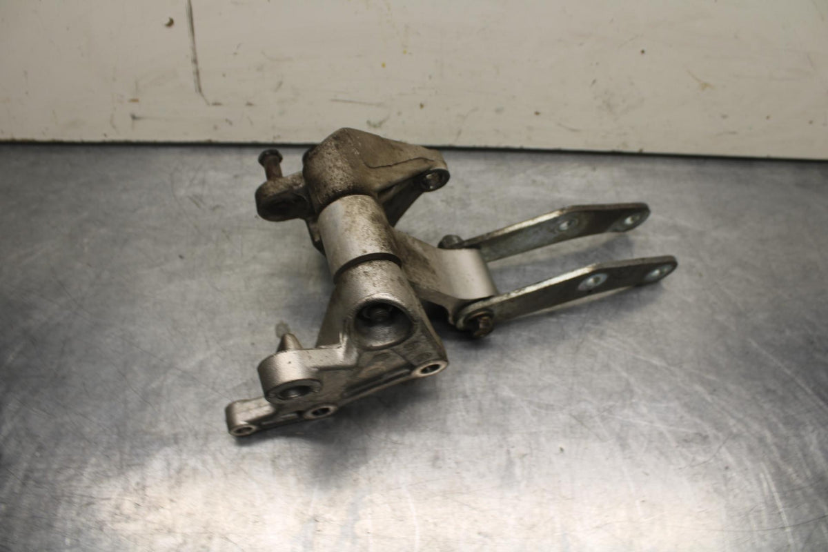 2004 Honda CBR600F4i REAR DOGBONE SHOCK LINKAGE LINK BB606