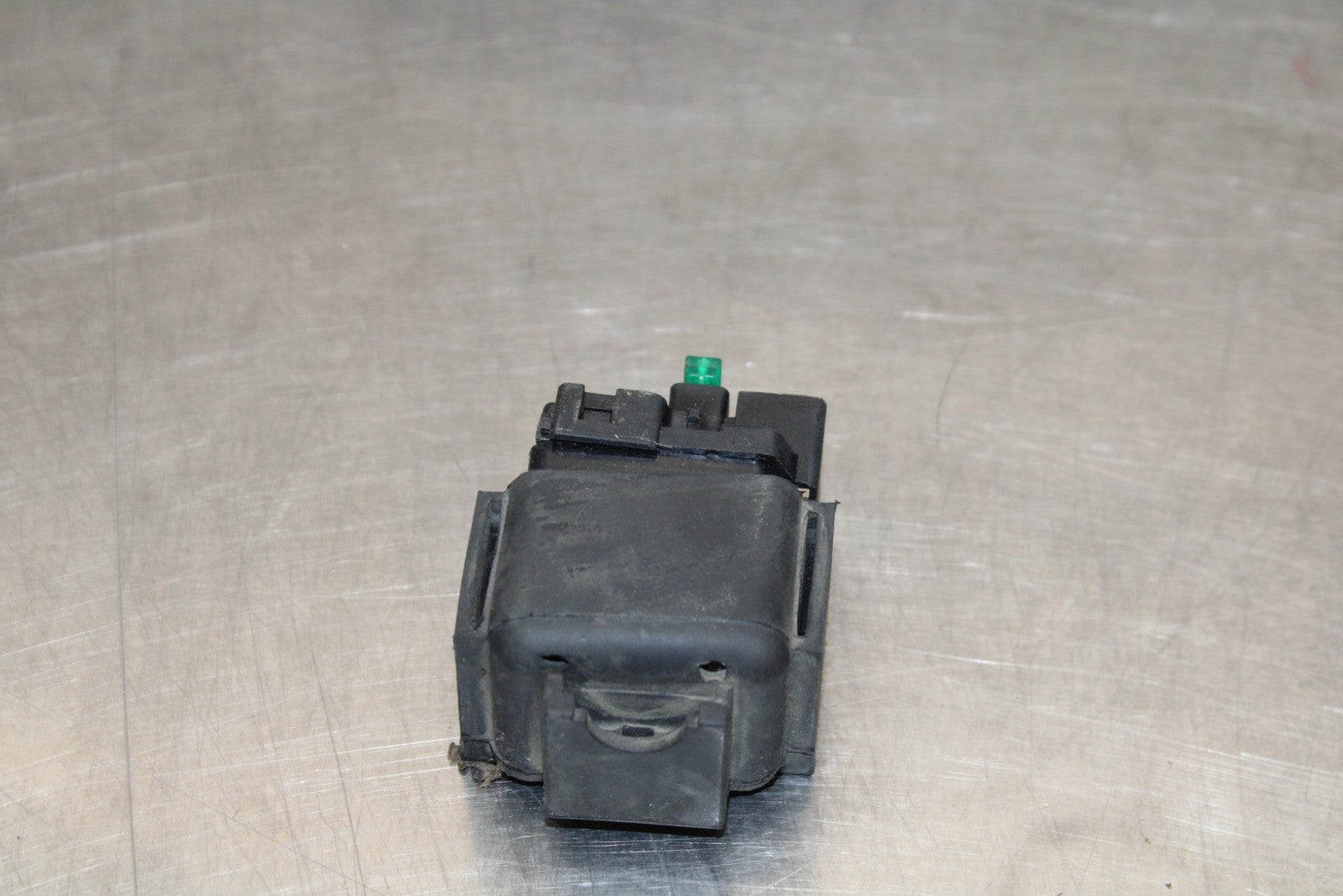 03-08 KAWASAKI VULCAN 1600 ENGINE STARTER RELAY STARTING MOTOR SWITCH BB196