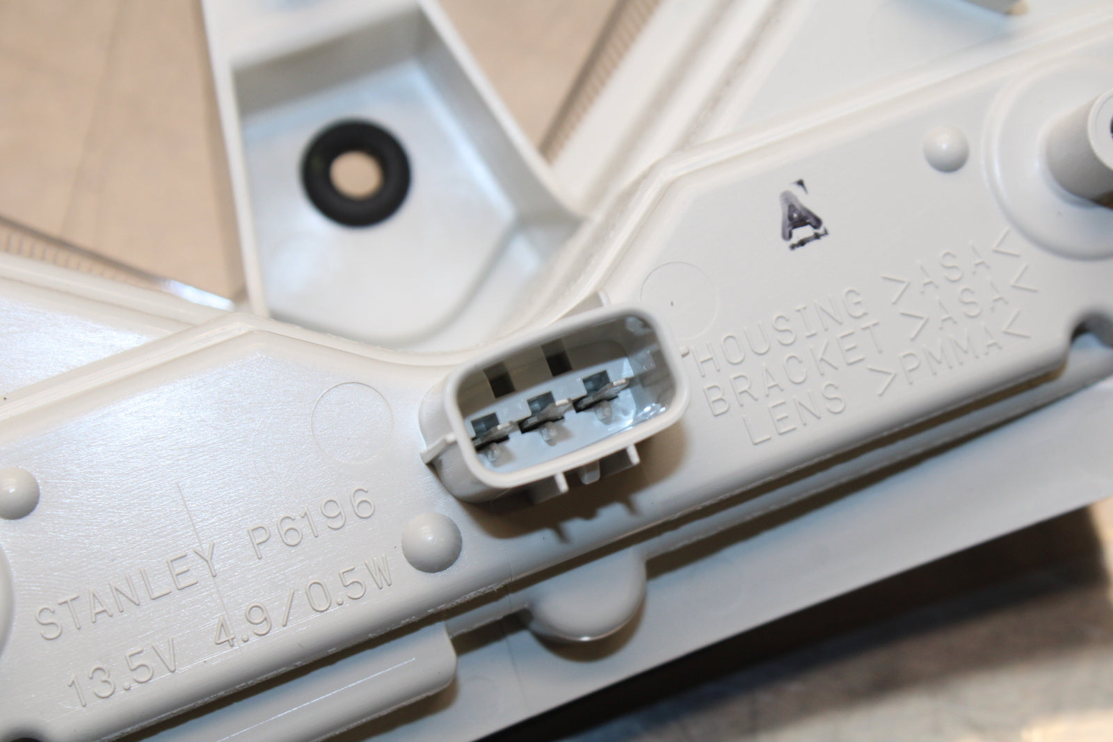 23-24 KAWASAKI NINJA ZX14R NEW!! REAR TAIL TAILLIGHT BACK BRAKE LIGHT BB141