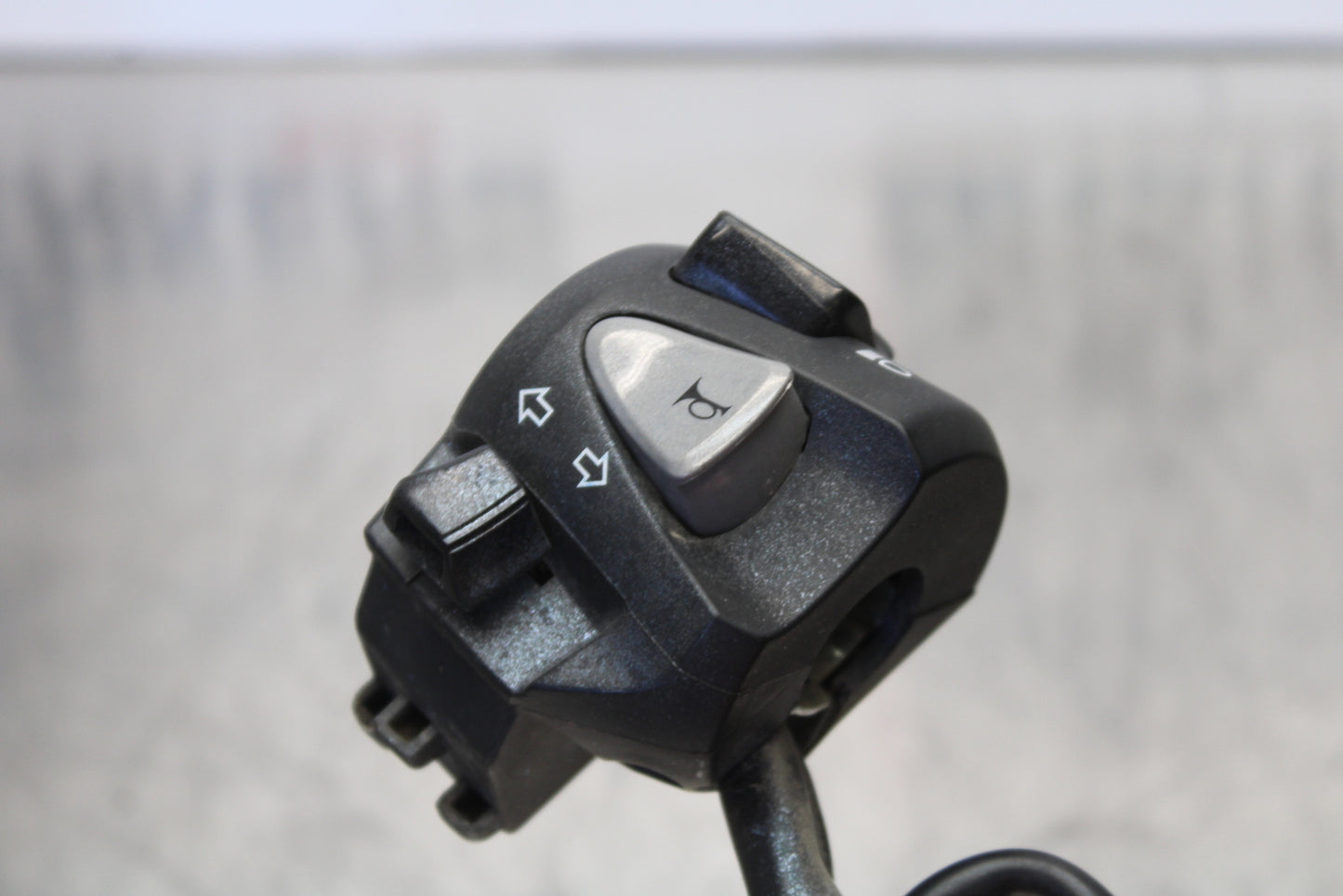15-16 HONDA CB300F LEFT CLIP ON HANDLE HORN SIGNALS SWITCH SWITCHES BB150