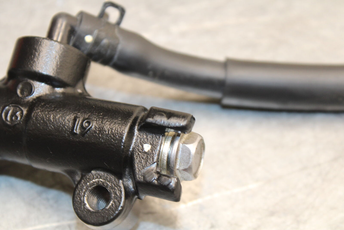 18-23 KAWASAKI NINJA 400 REAR BACK BRAKE MASTER CYLINDER W RESERVOIR BB660