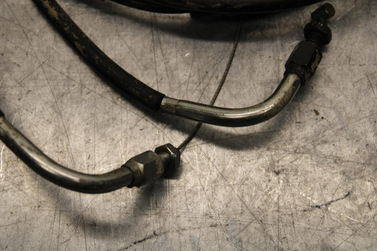 2015 Yamaha FZ09 THROTTLE CABLES LINES 1RC-26302-00-00 BB69