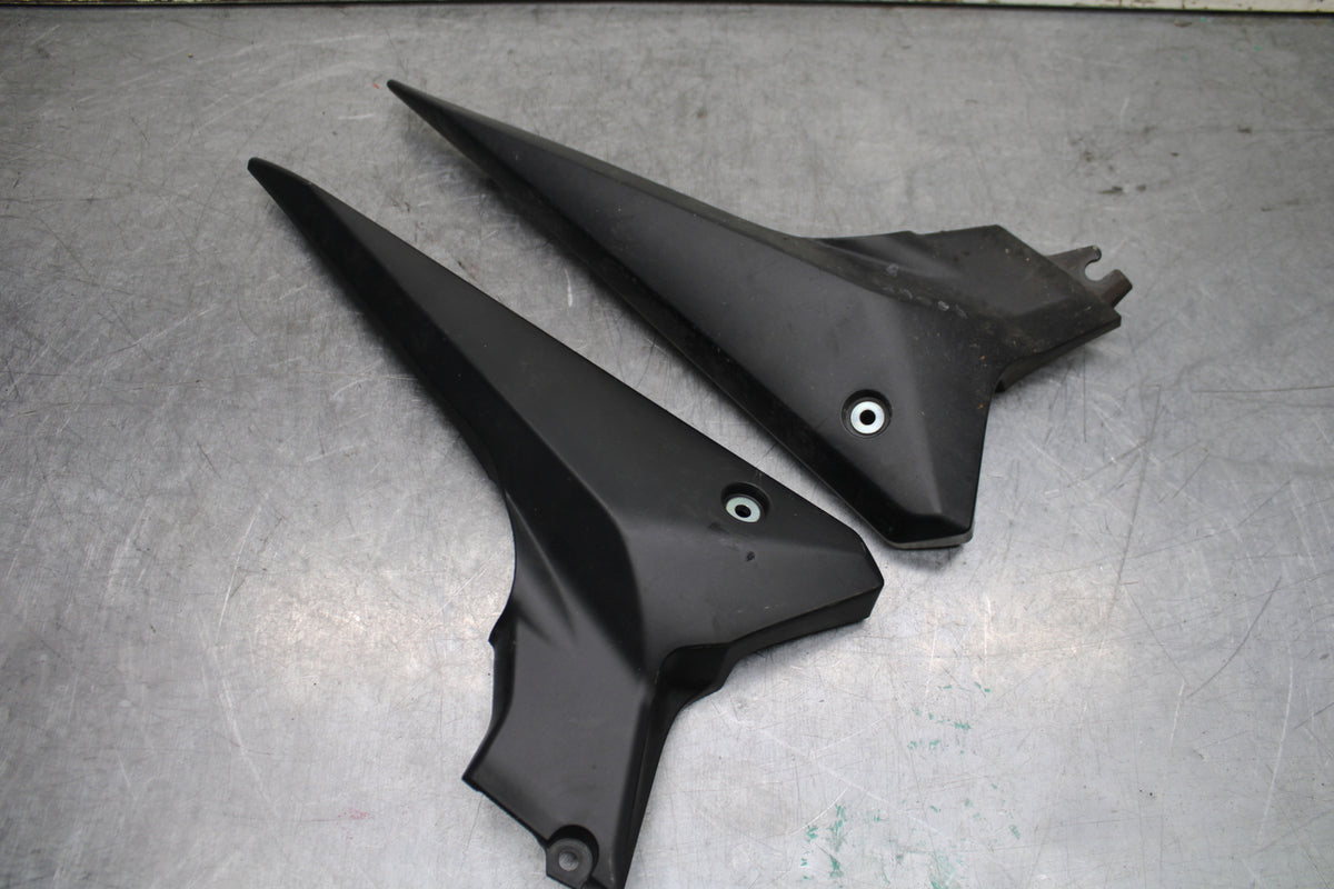 09-15 YAMAHA FZ6R RIGHT LEFT SIDE SEAT PANELS TRIMS COWLS FAIRINGS COVER BB719 