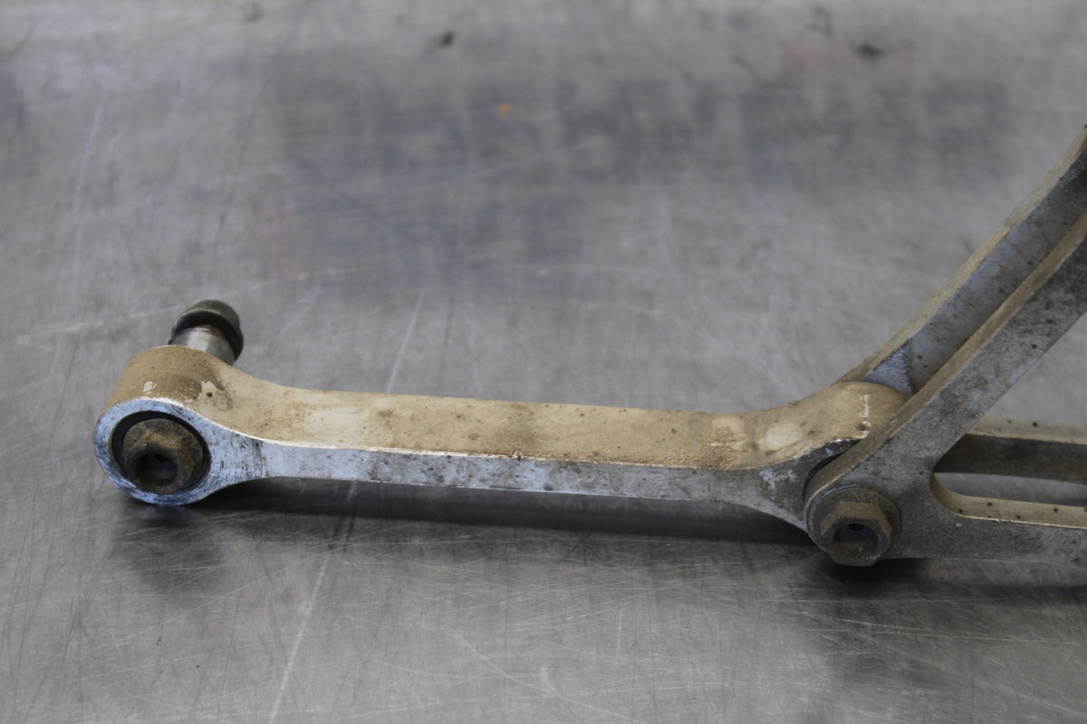 03-04 YAMAHA YZF R6S REAR DOGBONE SHOCK LINKAGE LINK BB890