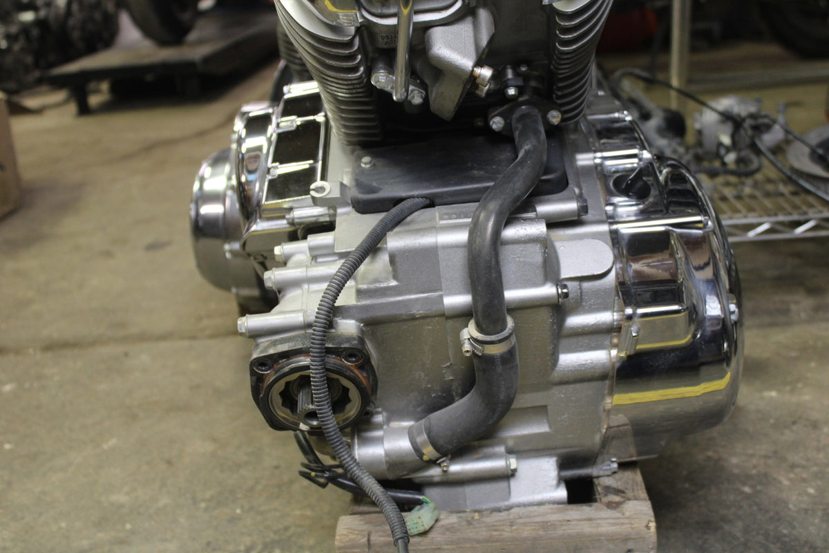 15 SUZUKI BOULEVARD C50 9376km!! ENGINE MOTOR BB775