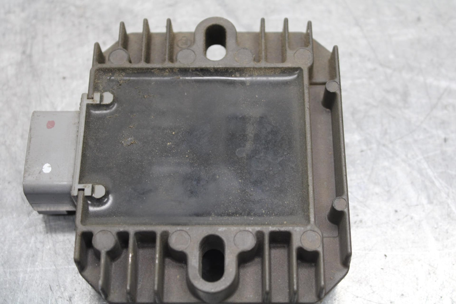 15-16 KAWASAKI EX300 RECTIFIER VOLTAGE REGULATOR BB635