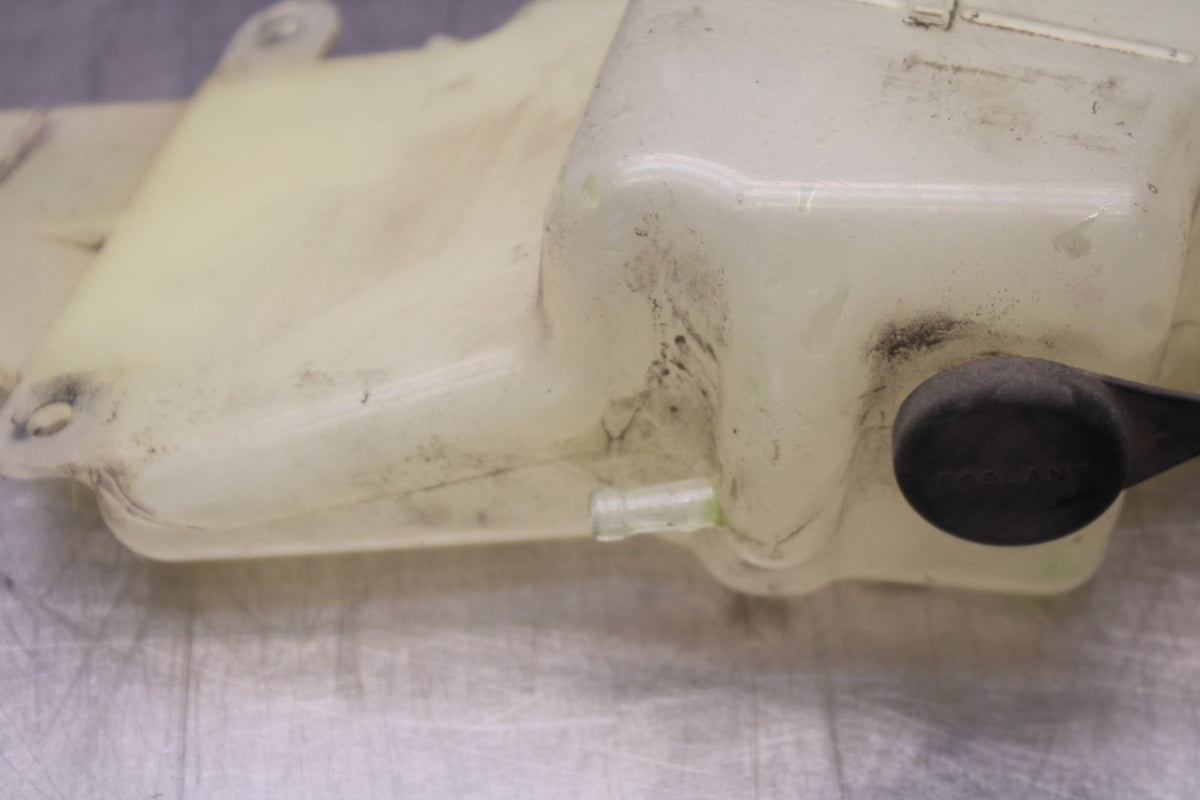 08 KAWASAKI VULCAN 1600 VN1600D NOMAD COOLANT WATER TANK RESERVOIR BOTTLE BB904