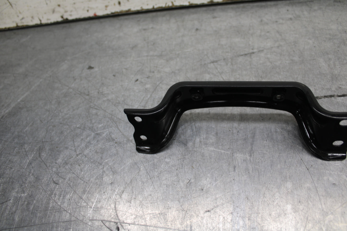 24 KAWASAKI NINJA 500 ABS GAS TANK FUEL CELL PETROL RESERVOIR BRACKET BB744