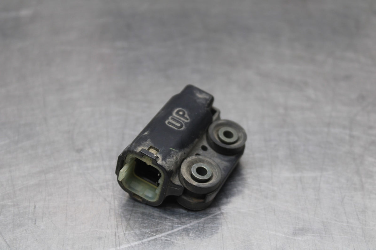 05 YAMAHA YZF R6 TIP OVER BANK ANGLE CRASH SENSOR SWITCH  BB814