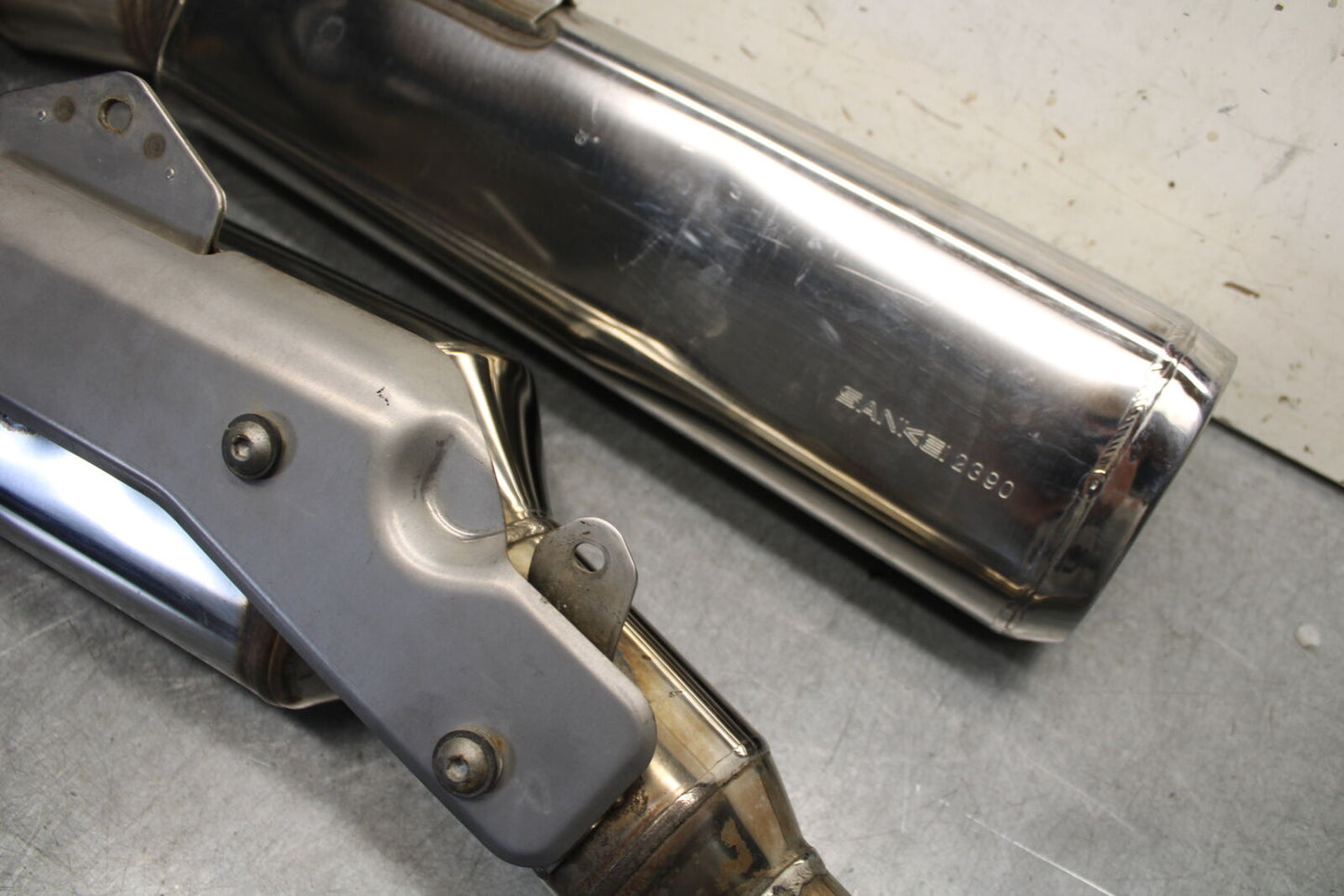 04-12 HONDA ST1300A MUFFLER EXHAUST SILENCER PIPE BB669