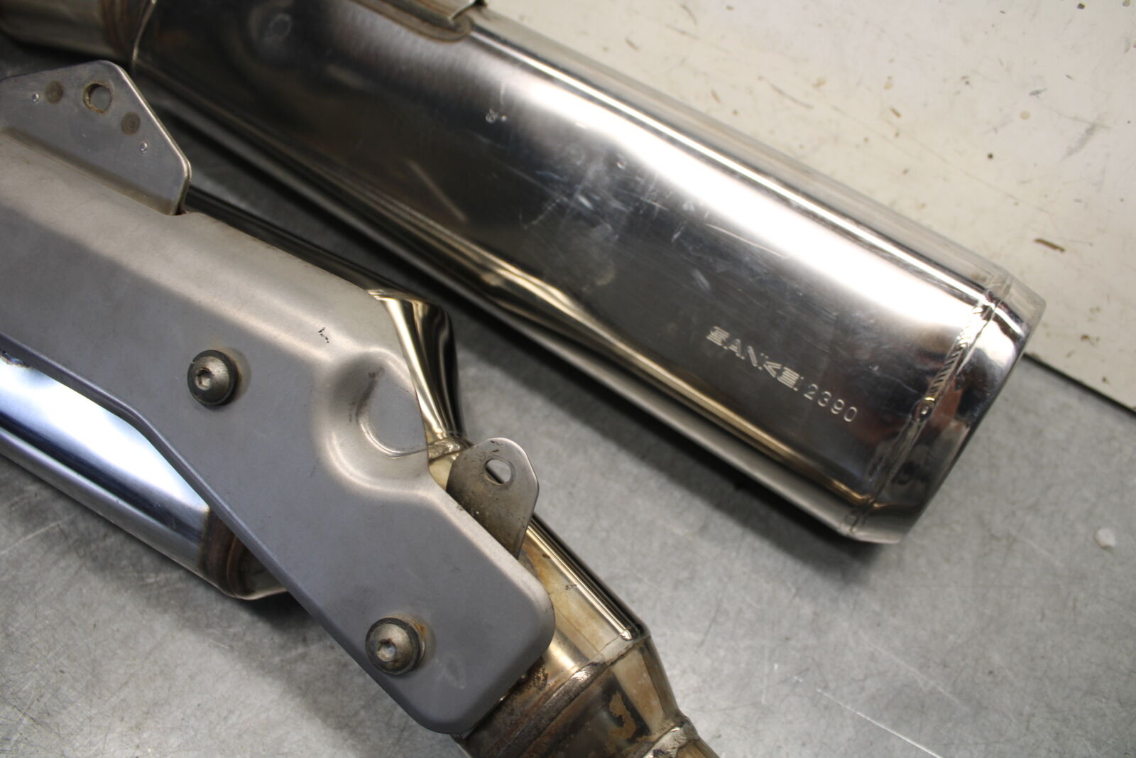 04-12 HONDA ST1300A MUFFLER EXHAUST SILENCER PIPE BB669