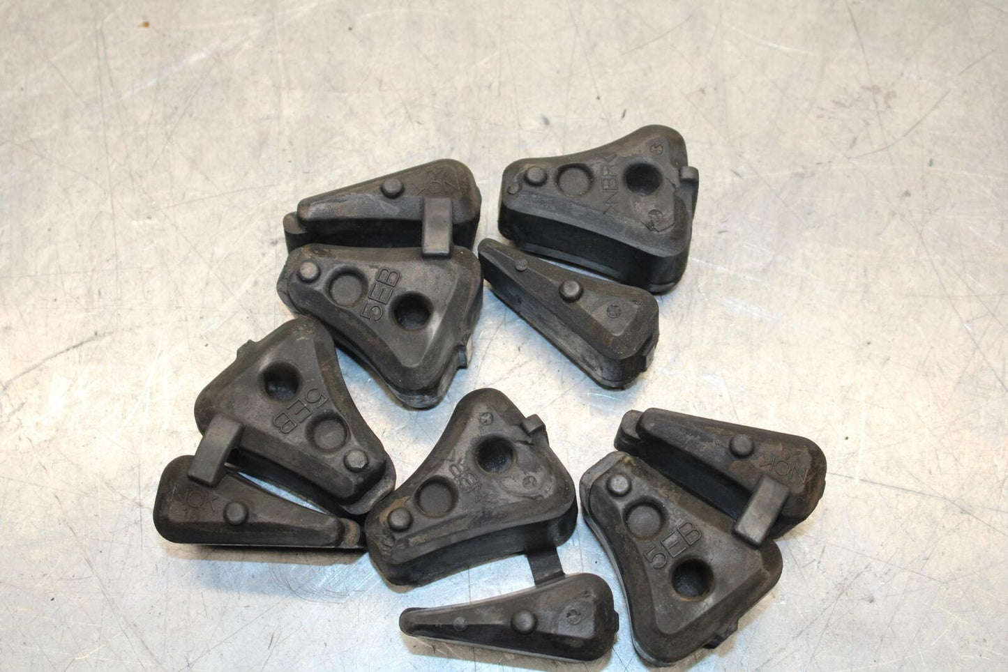 2001 Yamaha YZF R6 REAR HUB SHOCK DAMPERS CUSH ABSORBERS BB68
