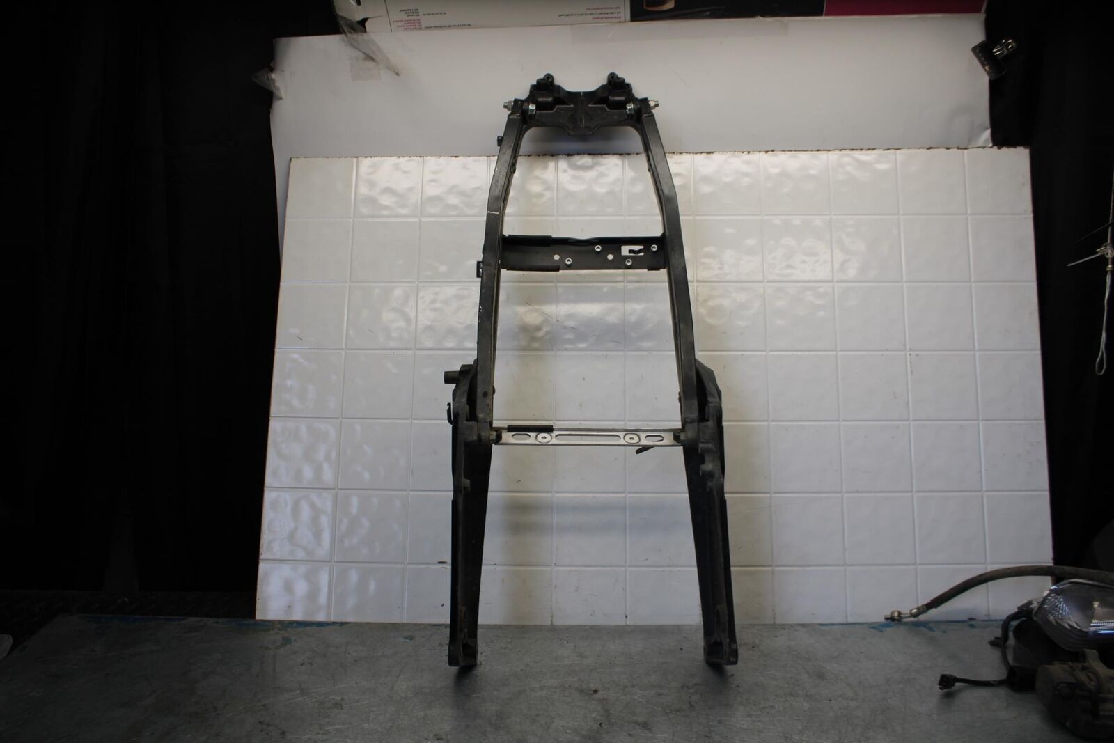 06-07 KAWASAKI NINJA ZX14R REAR SUBFRAME BACK SUB FRAMEBB433