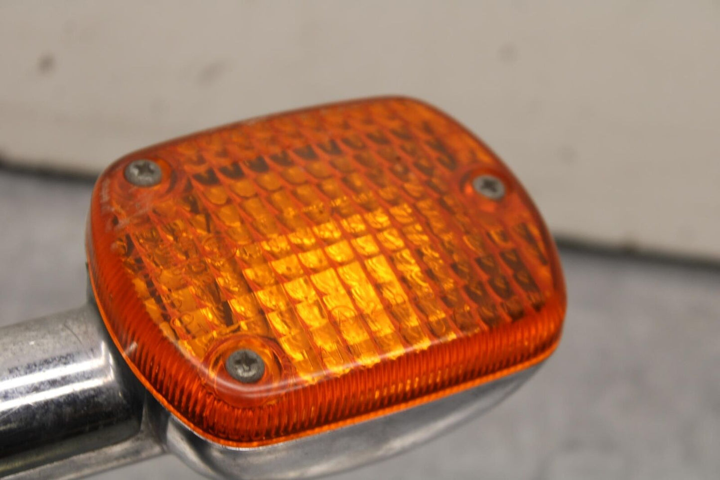 1985 Honda Shadow 500 VT500C RIGHT REAR BACK TURN SIGNAL LIGHT INDICATOR BB615