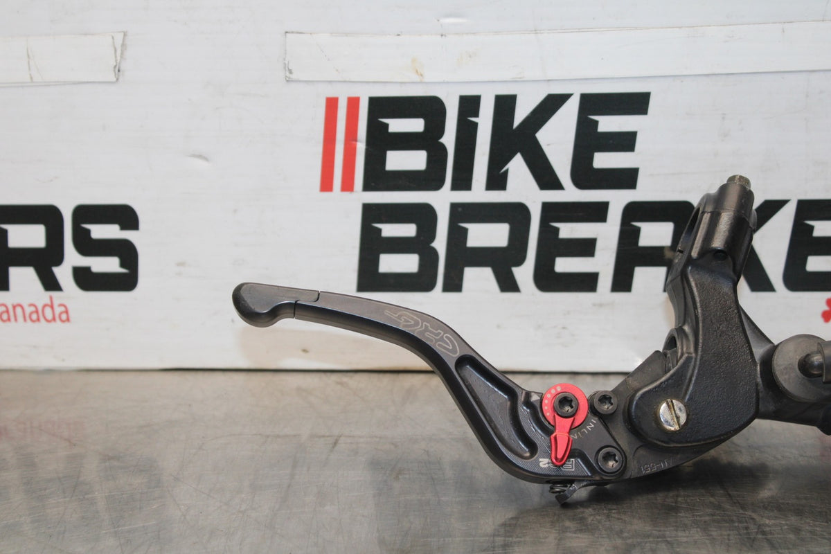 00-01 HONDA CBR929RR FRONT BRAKE MASTER CYLINDER w/ CRG LEVER BB925