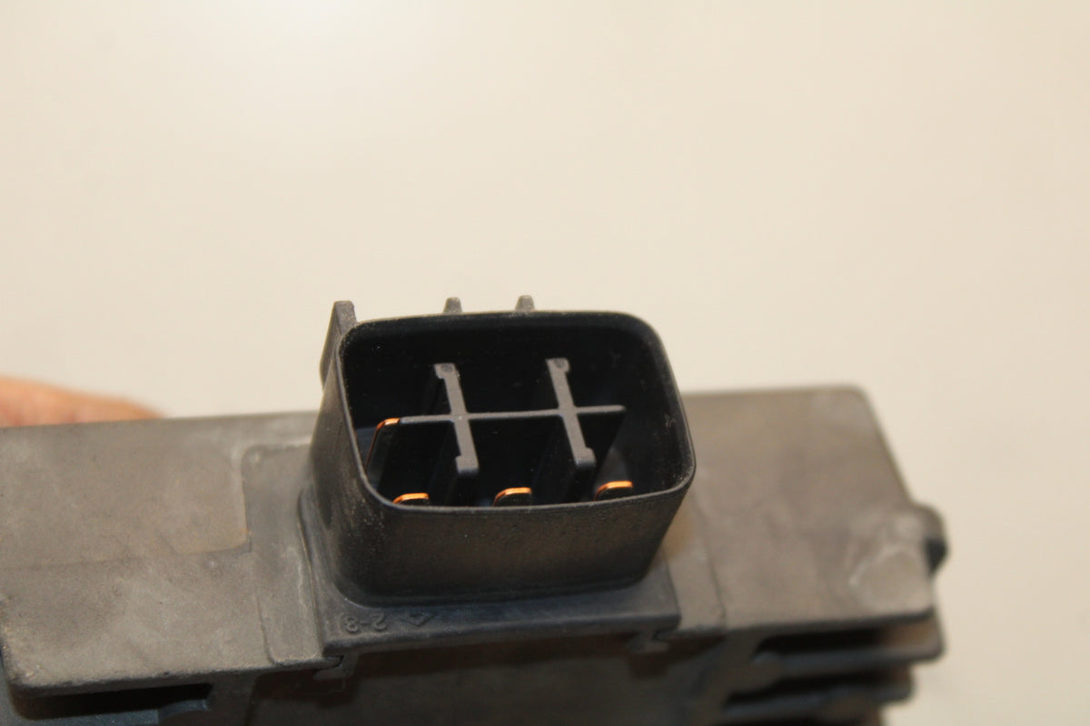 06 YAMAHA YZF R6 RECTIFIER VOLTAGE REGULATOR 4XY-81960-00-00 BB716