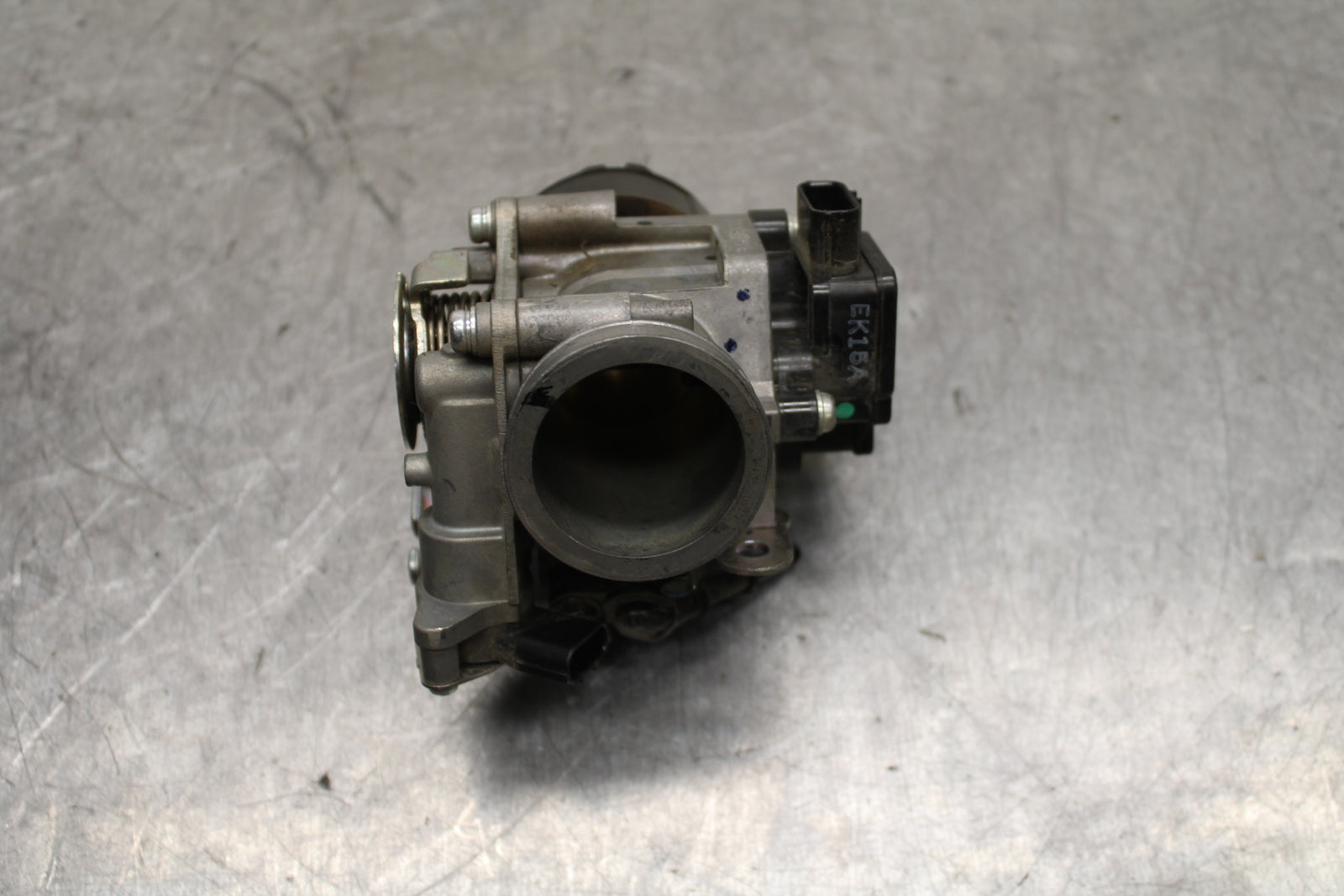 15-16 HONDA CB300F MAIN FUEL INJECTORS / THROTTLE BODIES BB740