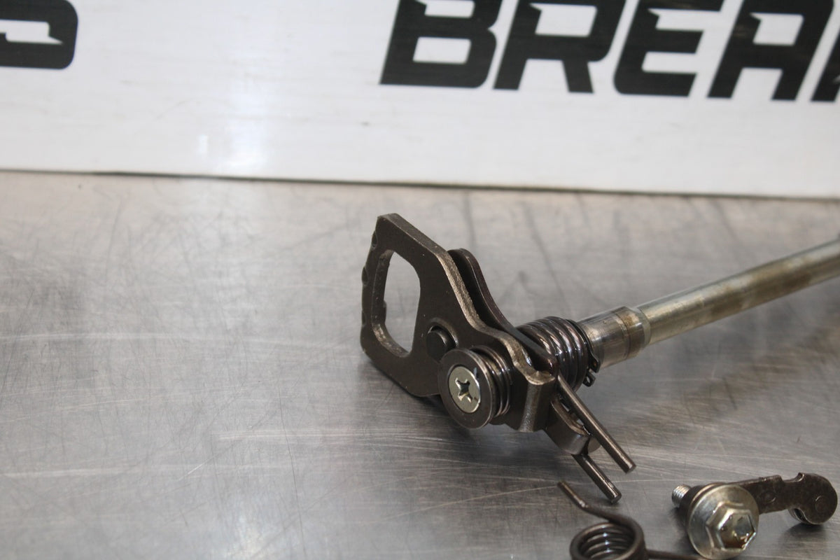 06-07 SUZUKI GSXR750 SHIFTER SHIFT SHAFT BB847