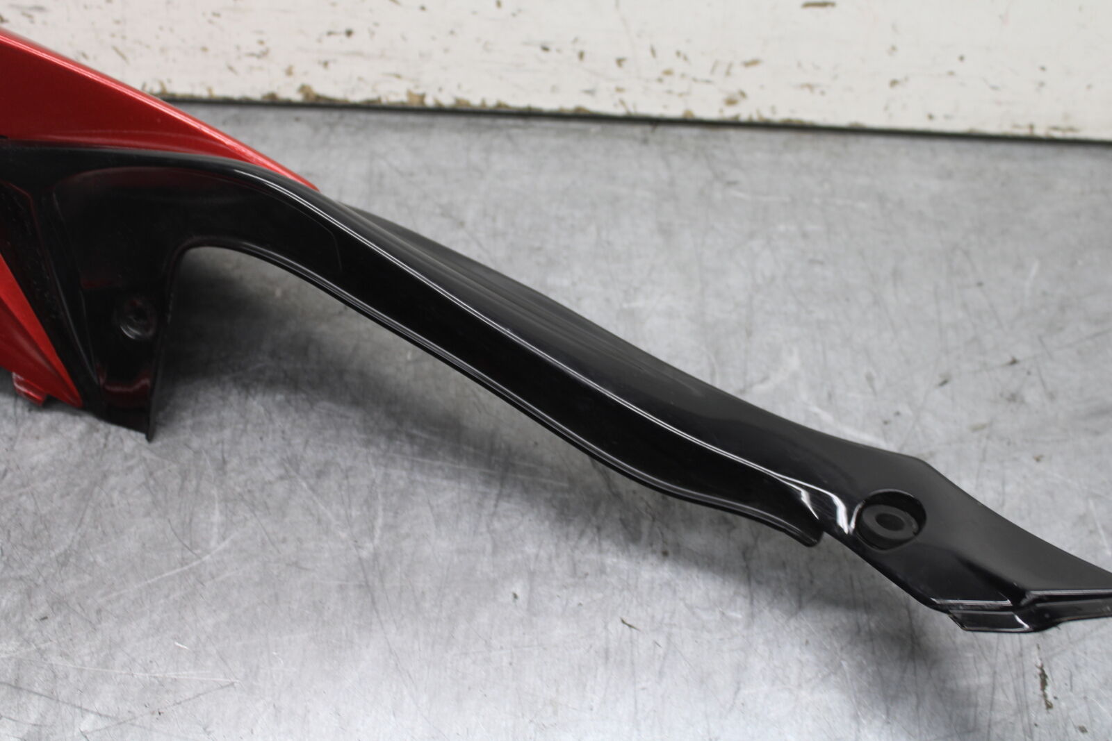 08-10 SUZUKI GSXR 600  REAR BACK TAIL FAIRING COWL SHROUD SET BB101