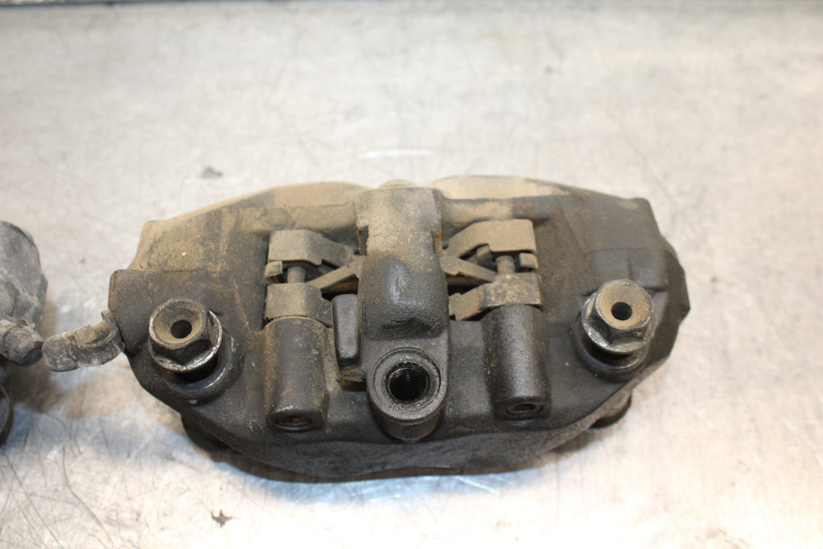 05-06 HONDA CBR600RR RIGHT LEFT FRONT BRAKE CALIPER SET PAIR CALIPERS BB739