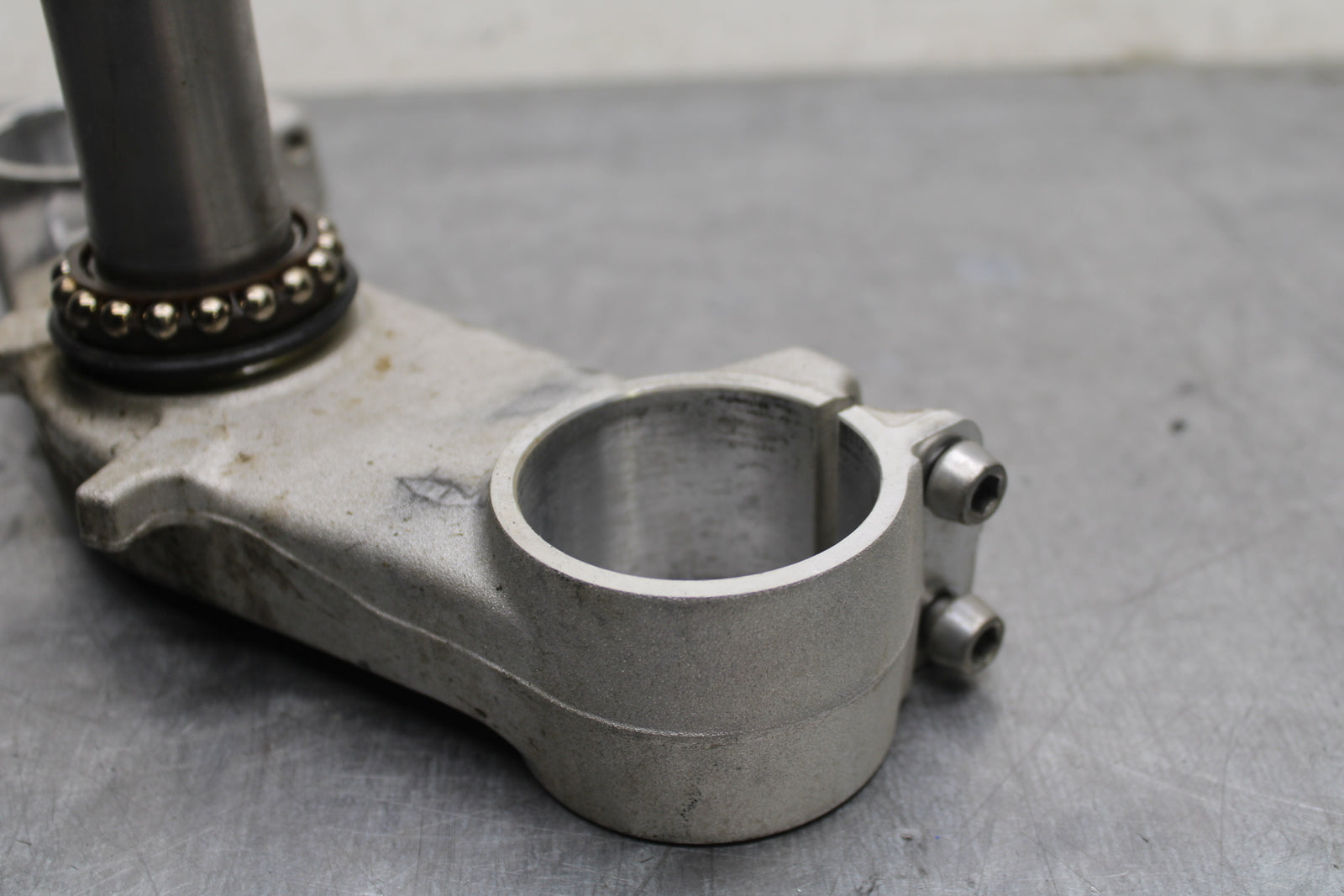 13-18 KAWASAKI NINJA ZX6R FRONT FORKS CLAMP LOWER TRIPLE TREE STEM BB130