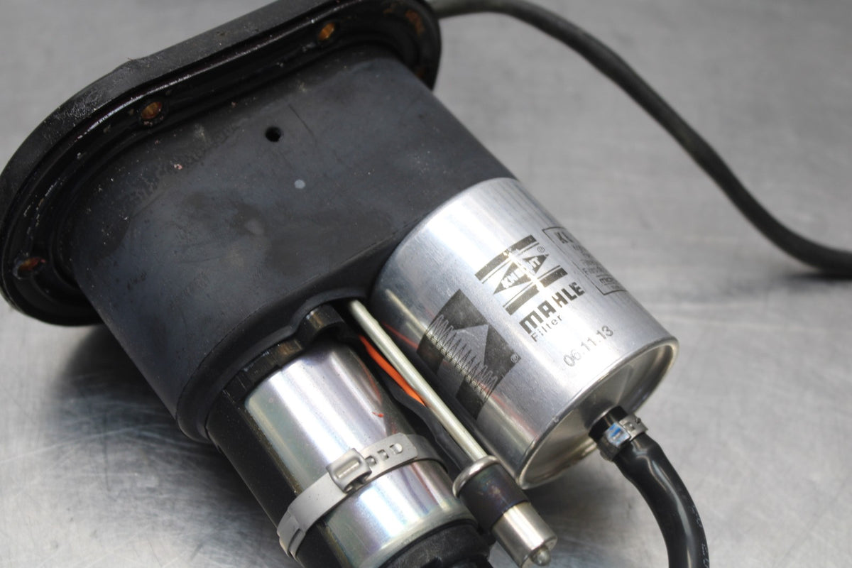 15 APRILIA RSV4 FACTORY APRC ABS FUEL PUMP GAS PETROL SENDER UNIT BB901