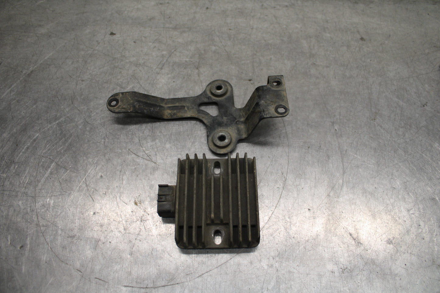 12-13 KAWASAKI Z1000 RECTIFIER VOLTAGE REGULATOR BB743