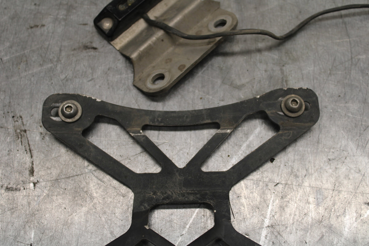 11-24 SUZUKI GSXR750 AFTERMARKET FENDER ELIMINATOR LICENSE PLATE BRACKET  BB714