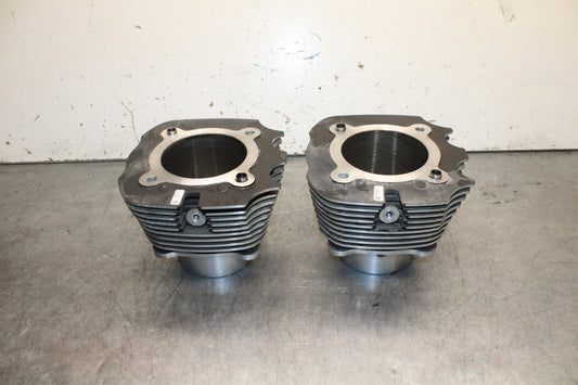 22-24 INDIAN CHIEF BOBBER DARK HORSE ENGINE MOTOR PISTON CYLINDERS JUG  BB717