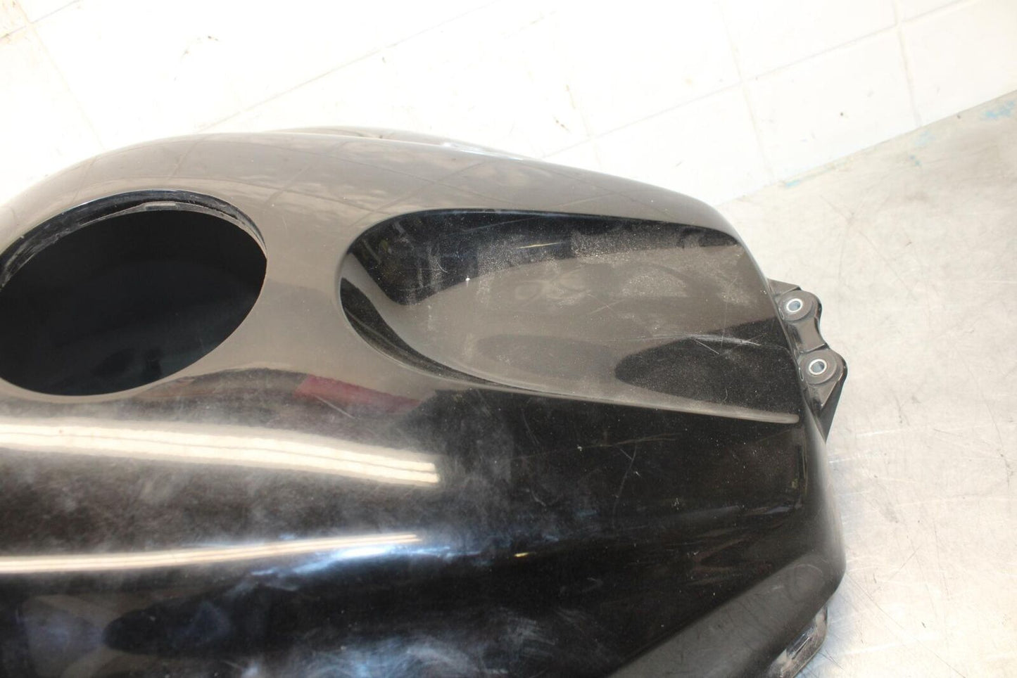 2004 Honda CBR600RR GAS TANK FUEL CELL COVER FAIRING COWL BB511