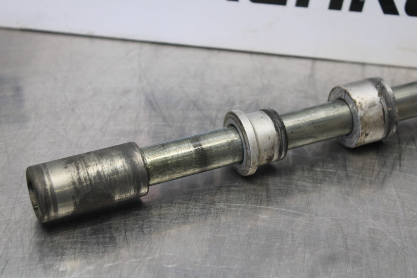 05 TRIUMPH ROCKET III FRONT WHEEL RIM AXLE PIVOT BOLT BB186