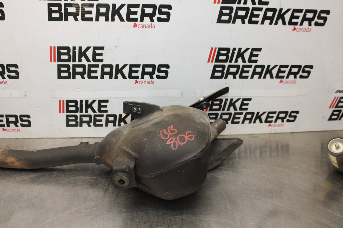 23 YAMAHA YZF R3 EXHAUST HEADER PIPES MANIFOLD BB806