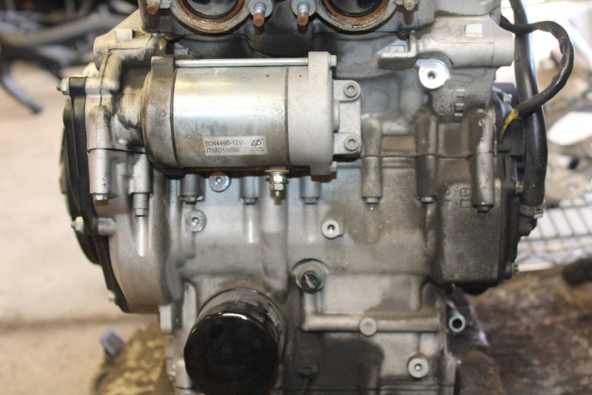 16 APRILIA TUONO V4 1100 ENGINE MOTOR BB905