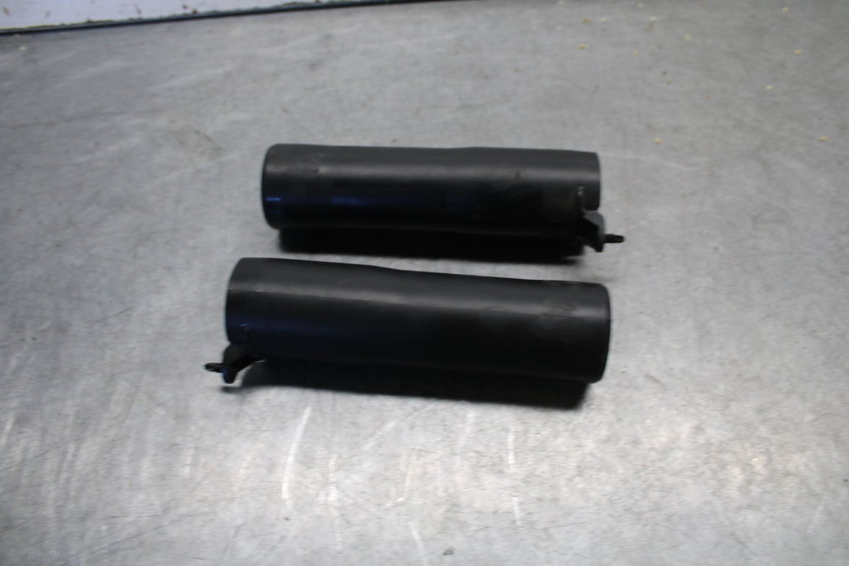 18-24 YAMAHA MT-07 FRONT FORK GUARDS SET PAIR BB662