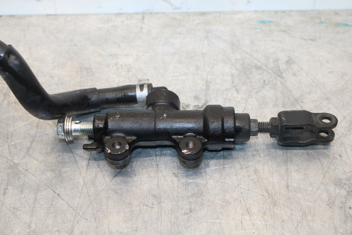 15-21 SUZUKI GSXR600 REAR BACK BRAKE MASTER CYLINDER W RESERVOIR BB418