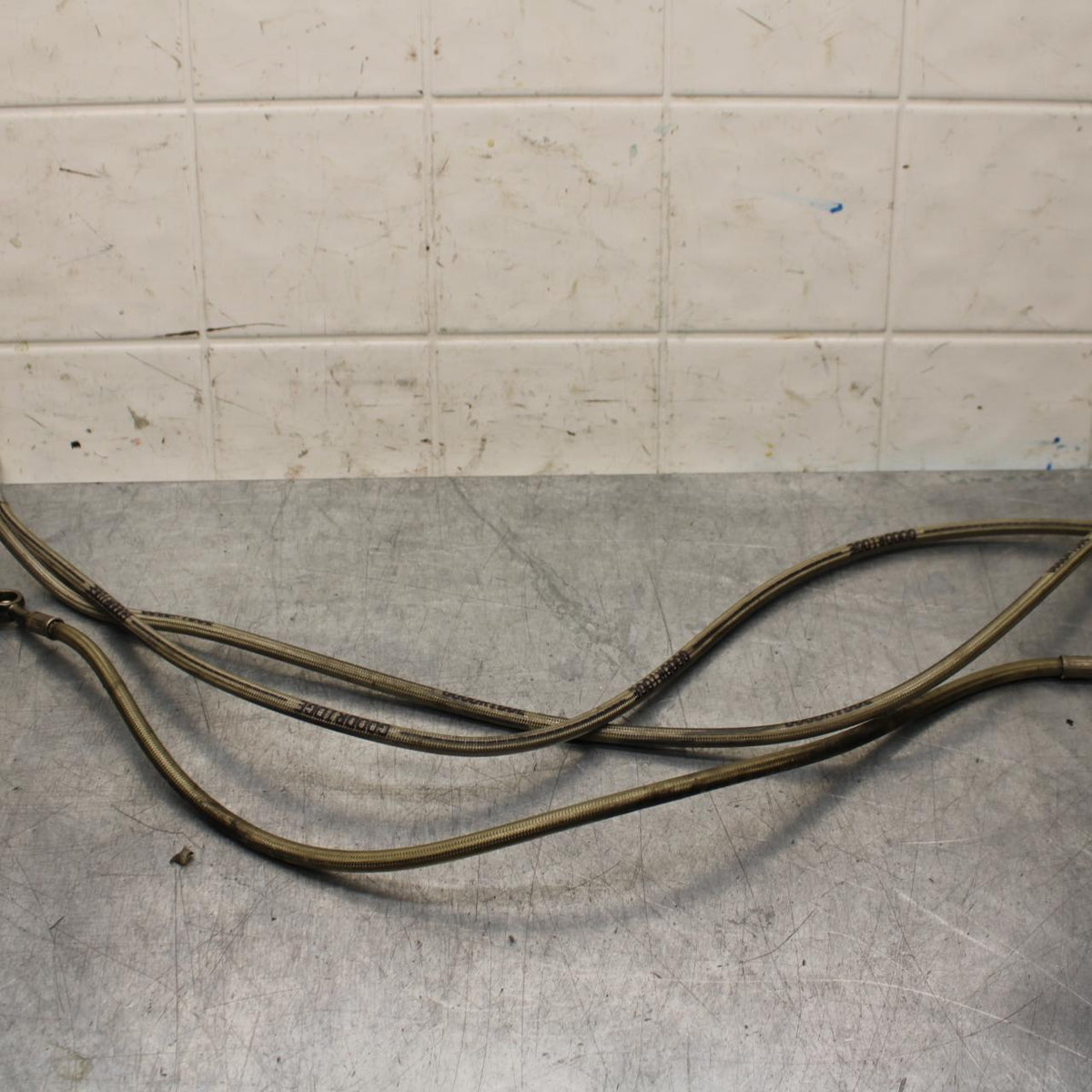 05 YAMAHA YZF R6S FRONT AND REAR BRAKE CALIPER HOSES LINES