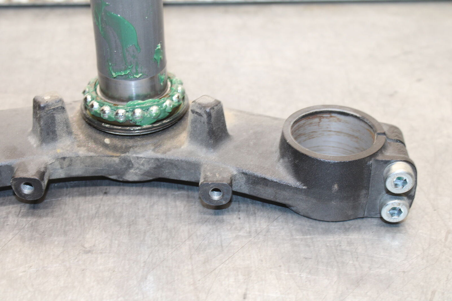 18-24 KAWASAKI NINJA 650 FRONT FORKS CLAMP LOWER TRIPLE TREE STEM BB725