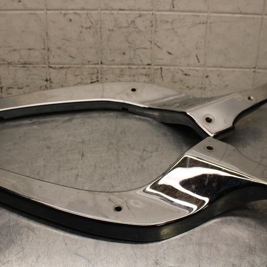 2004 Suzuki Intruder 1500 VL1500 REAR BACK FENDER SUPPORT FRAME SUBFRAME BB573
