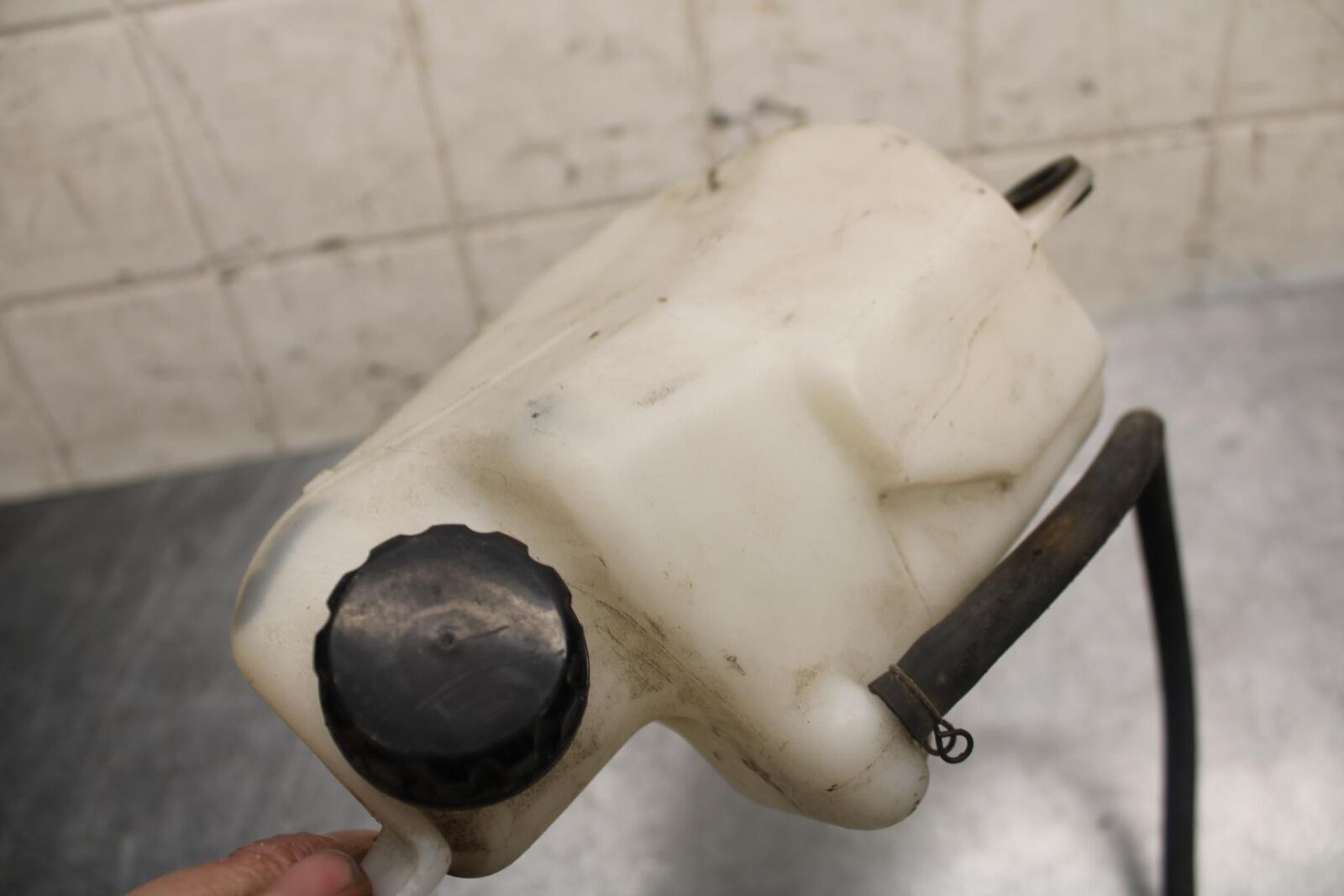 2003 Kawasaki Z1000 COOLANT WATER TANK RESERVOIR BOTTLE 43078-1187 BB35