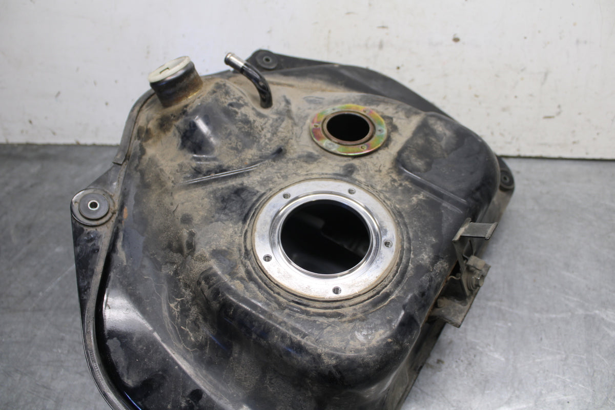 05-09 SUZUKI BOULEVARD C90 GAS TANK FUEL PETROL RESERVOIR BB692