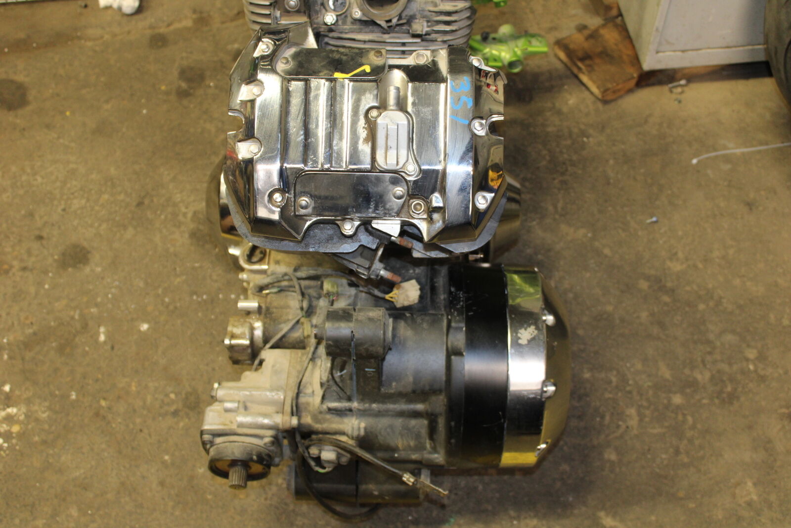 05-07 HONDA VTX1800F2 ENGINE MOTOR BB351