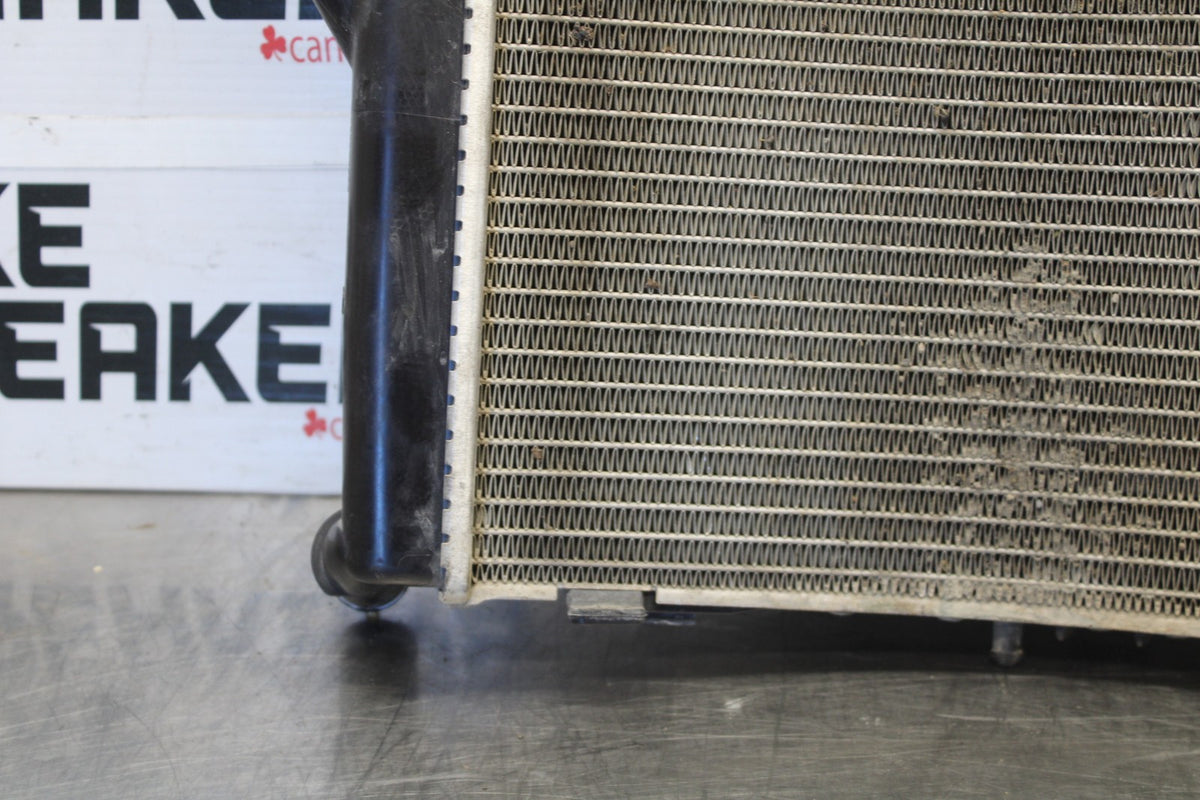19 BMW F750GS ENGINE RADIATOR MOTOR COOLER COOLING RADIATER BB938