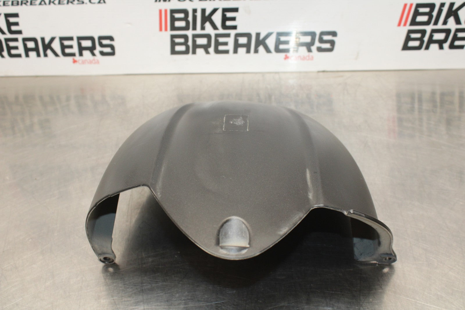 08 KAWASAKI NINJA ZX10R REAR BACK WHEEL TIRE HUGGER FENDER BB201