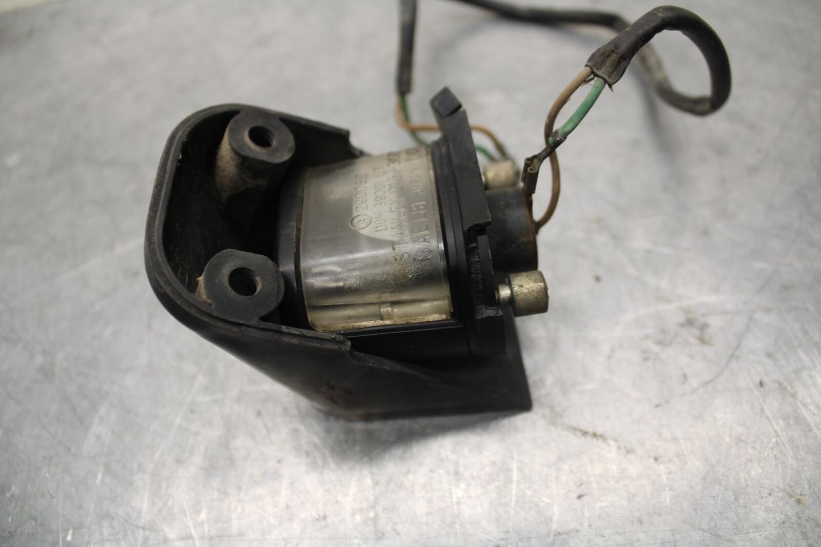 1984 Honda Interceptor 750 VF750F LICENSE PLATE LIGHT BB38
