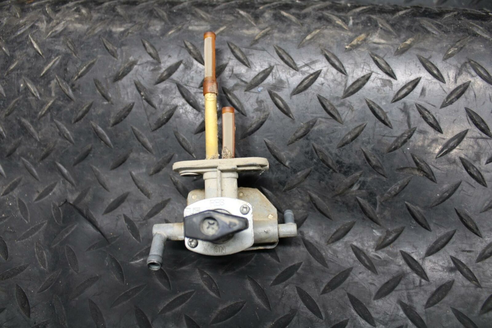 03-06 SUZUKI QUADSPORT Z400 FUEL GAS TANK PETCOCK SHUT ON OFF VALVE BB207