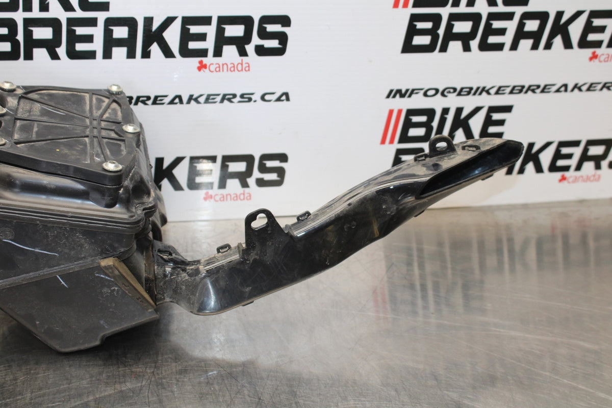 17-22 KTM 390 DUKE AIRBOX AIR INTAKE FILTER BOX BB180