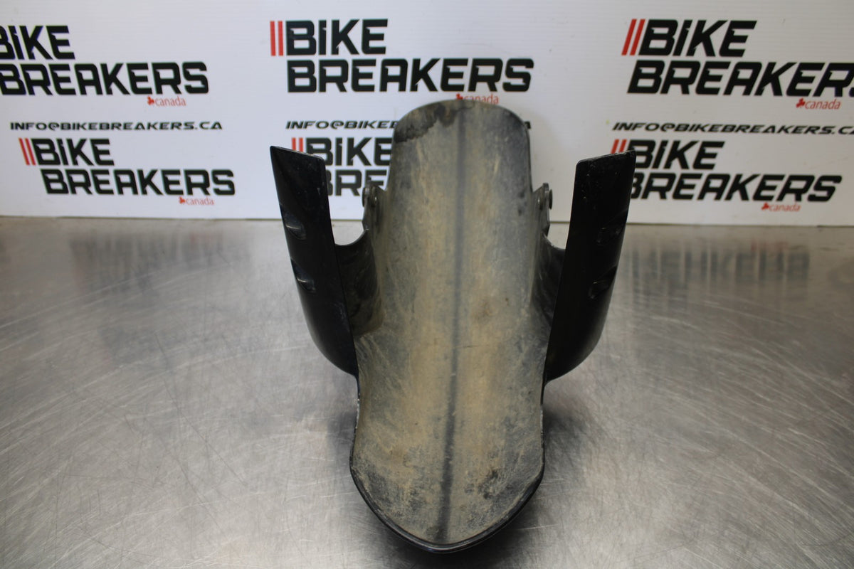 04-05 YAMAHA YZF R1 FRONT WHEEL FENDER COWL FAIRING BB173