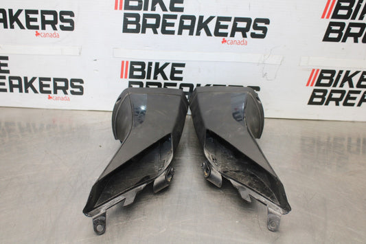 16 APRILIA TUONO V4 1100 RIGHT LEFT AIR INTAKE DUCTS BB905