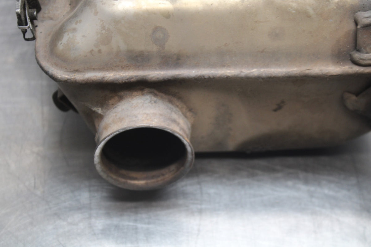 13-14 TRIUMPH DAYTONA 675 RIGHT EXHAUST PIPE MUFFLER SLIP ON CAN SILENCER BB00