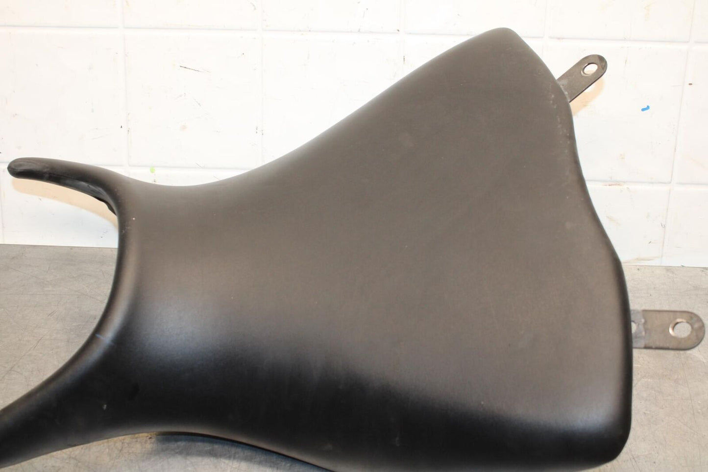 19-21 YAMAHA YZF R3 FRONT DRIVERS SEAT PAD SADDLE PILLION 1WD-F4710-02-00 BB588